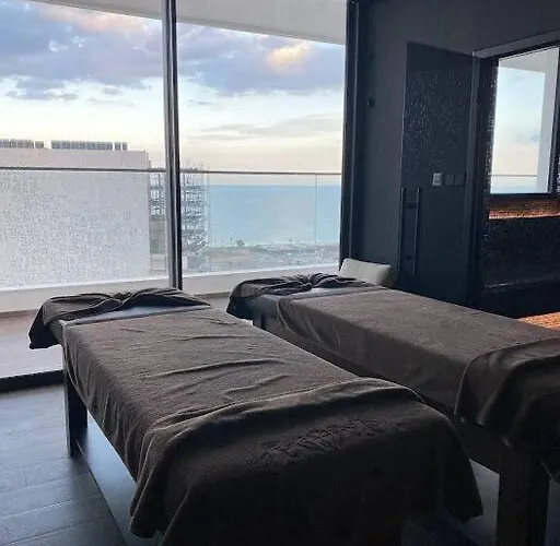 Grand Sapphire 107 Amazing 1 Bedroom By Myguest Cyprus