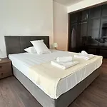 Grand Sapphire Luxury Residences 7 By Myguest Cyprus