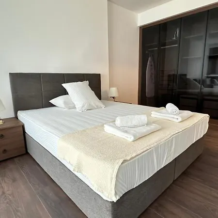 Grand Sapphire Luxury Residences 7 By Myguest Cyprus