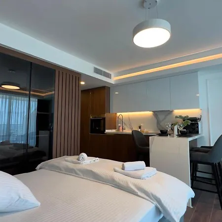 Grand Sapphire Luxury Residences 7 By Myguest Cyprus *