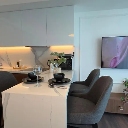 Grand Sapphire Luxury Residences 7 By Myguest Cyprus Appartamento